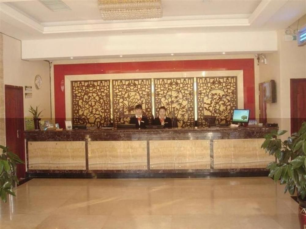 Greentree Inn- Linyi Bus Station Branch Dış mekan fotoğraf